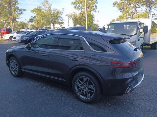 Barossa Burgundy 2022 Genesis GV70 2.5T AWD