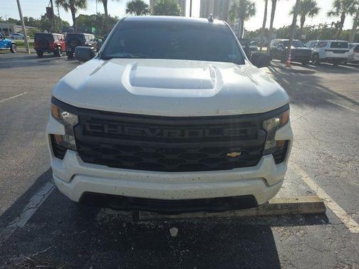 Summit White 2023 Chevrolet Silverado 1500 Custom