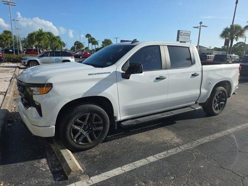 Summit White 2023 Chevrolet Silverado 1500 Custom