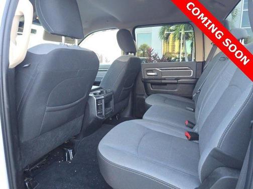 2020 RAM 2500 Big Horn Crew Cab 4X4 6'4' Box