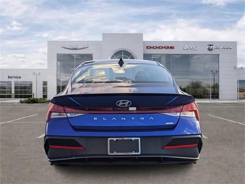 2025 Hyundai ELANTRA HEV SEL Sport