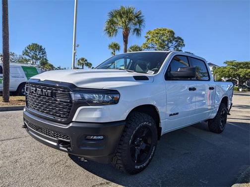 2026 RAM 1500 Warlock Crew Cab 4x4 5'7' Box