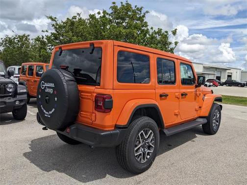2025 Jeep Wrangler 4-Door Sahara 4x4