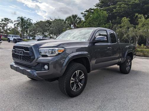 2017 Toyota Tacoma TRD Sport