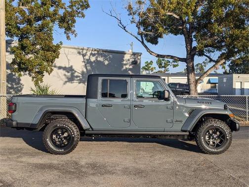 2026 Jeep Gladiator Willys 4x4