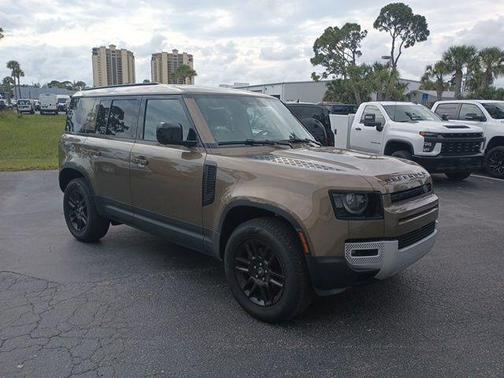 Gondwana Stone Metallic 2025 Land Rover Defender 110 P300
