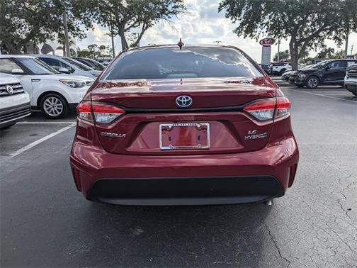 2024 Toyota Corolla Hybrid SE