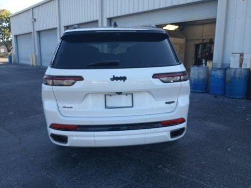 Bright White Clearcoat 2025 Jeep Grand Cherokee L Summit Reserve