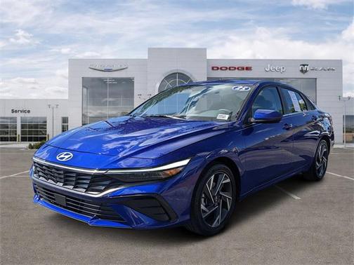 2025 Hyundai ELANTRA SEL