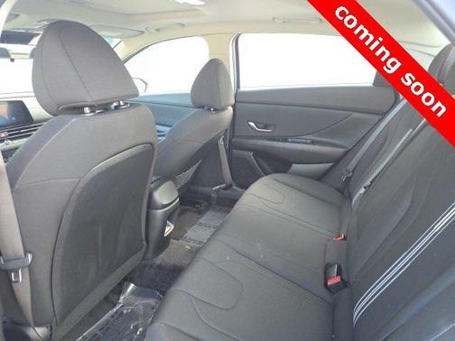 2025 Hyundai ELANTRA SEL