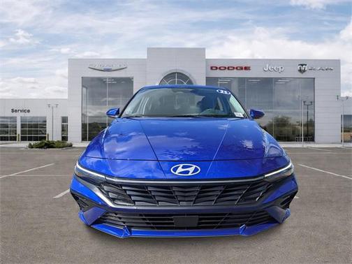 2025 Hyundai ELANTRA SEL