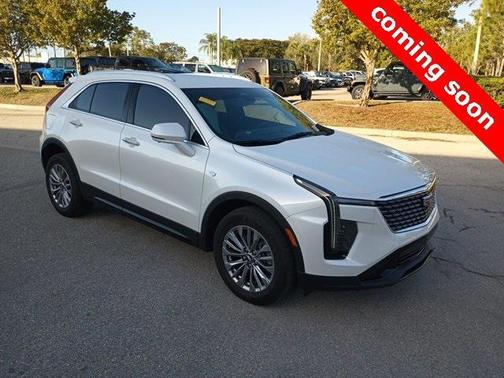 2025 Cadillac XT4 Premium Luxury