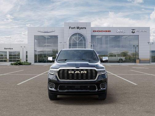 Diamond Black Crystal Pearlcoat 2026 RAM 1500 ST