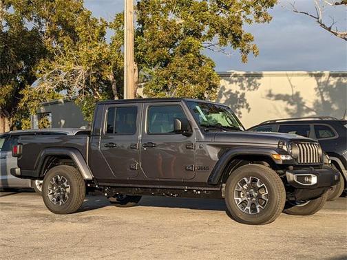 2026 Jeep Gladiator Sahara 4x4