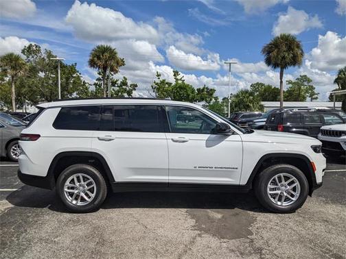 2025 Jeep Grand Cherokee L Laredo