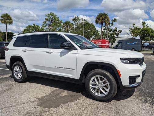 2025 Jeep Grand Cherokee L Laredo