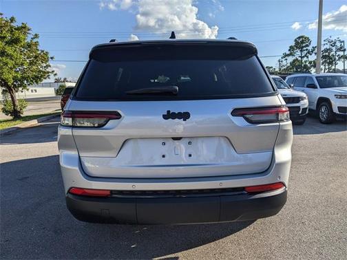 2025 Jeep Grand Cherokee L Altitude