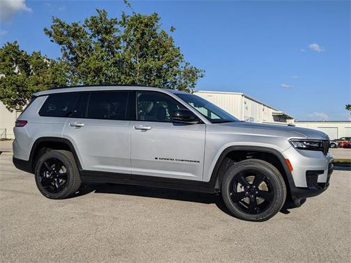2025 Jeep Grand Cherokee L Altitude
