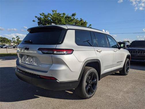 2025 Jeep Grand Cherokee L Altitude