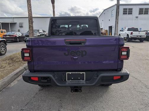 2026 Jeep Gladiator Willys 4x4