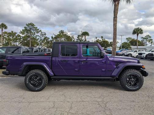 2026 Jeep Gladiator Willys 4x4