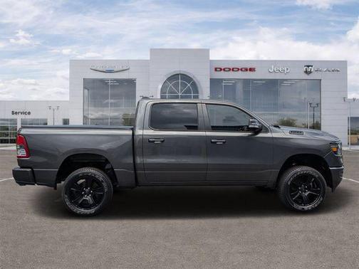 Granite Crystal Metallic Clearcoat 2020 RAM 1500 Big Horn/Lone Star