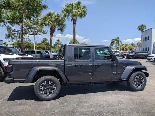 2025 Jeep Gladiator Sport S
