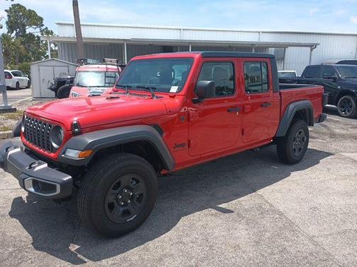 Firecracker Red Clearcoat (DISC) 2026 Jeep Gladiator Sport