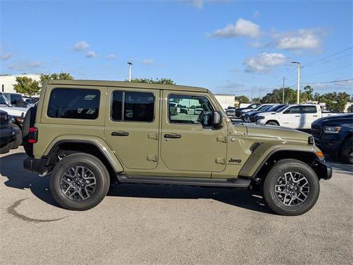 2026 Jeep Wrangler 4-Door Sahara 4x4