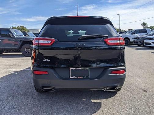 2018 Jeep Cherokee Latitude