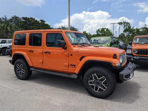 2025 Jeep Wrangler 4-Door Sahara 4x4