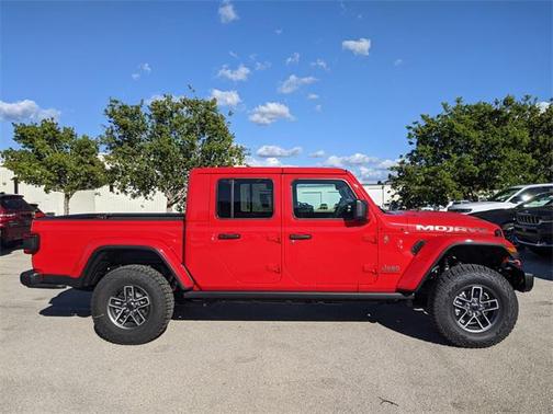 2025 Jeep Gladiator Mojave X
