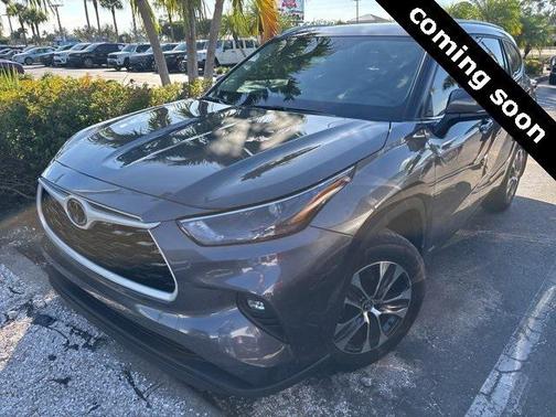 2025 Toyota Highlander Hybrid XLE