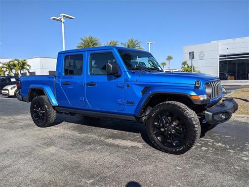 2024 Jeep Gladiator Nighthawk