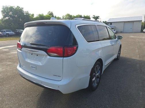 2020 Chrysler Pacifica Limited
