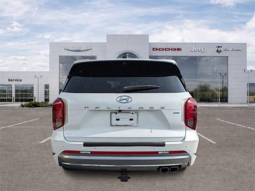 Hyper White 2023 Hyundai PALISADE Calligraphy