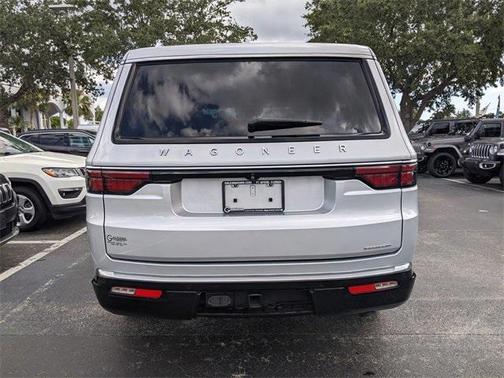 2022 Jeep Wagoneer Series III 4x2