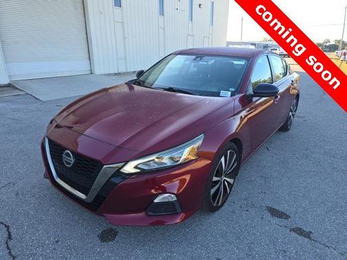 2020 Nissan Altima SR FWD