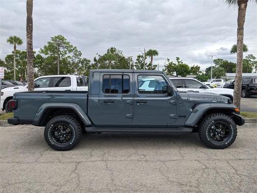 2025 Jeep Gladiator High Tide