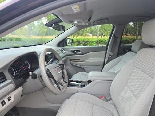 2018 GMC Acadia SLE-2