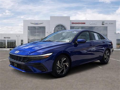 2025 Hyundai ELANTRA SEL