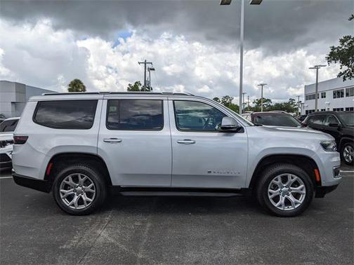 2022 Jeep Wagoneer Series II 4x4