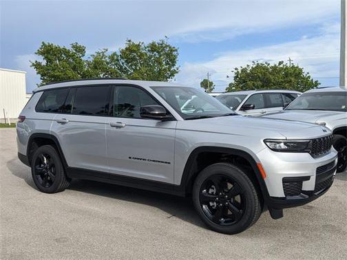 2025 Jeep Grand Cherokee L Altitude