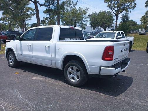 Bright White Clearcoat 2026 RAM 1500 Big Horn/Lone Star