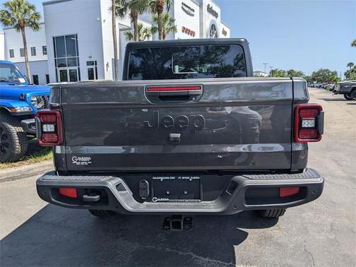 2025 Jeep Gladiator Sport S