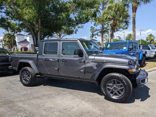 2025 Jeep Gladiator Sport S