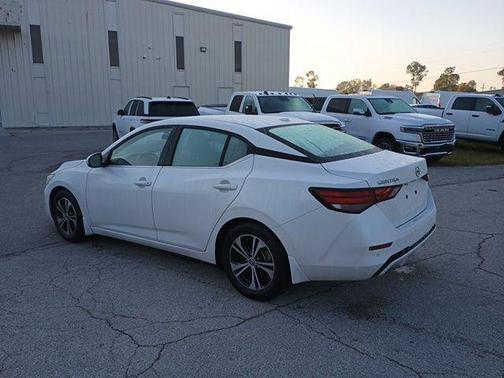Aspen White TriCoat Pearl 2022 Nissan Sentra SV