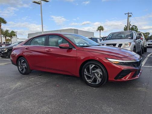 2025 Hyundai ELANTRA Limited