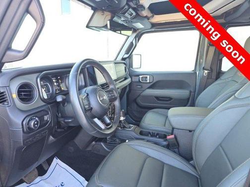 2024 Jeep Gladiator Mojave X