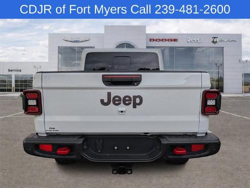 Bright White Clearcoat 2026 Jeep Gladiator Rubicon